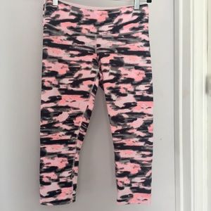 Lululemon Wunder Under Crop