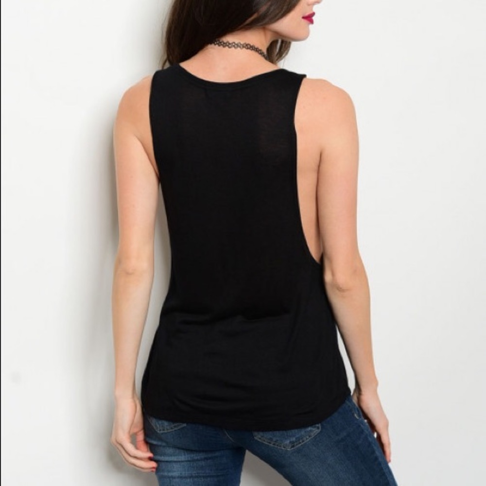 Funny graphic tank top my boss thinks i'm working - Picture 2 of 4