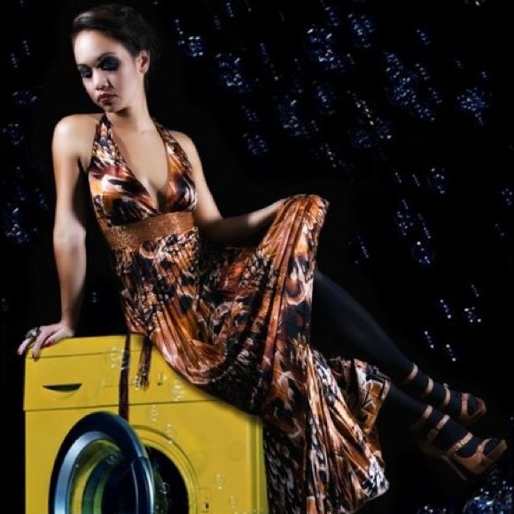 Let's hang out @ my closet! 😘 - Picture 3 of 3