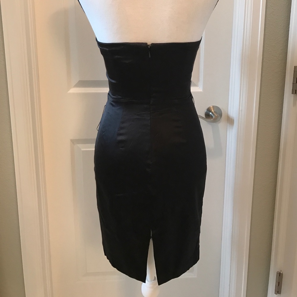 ❣️EXPRESS LITTLE BLACK DRESS❣️ - Picture 3 of 7