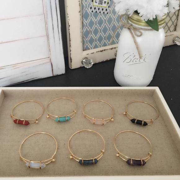 Quartz Stone Bangle - Picture 2 of 2