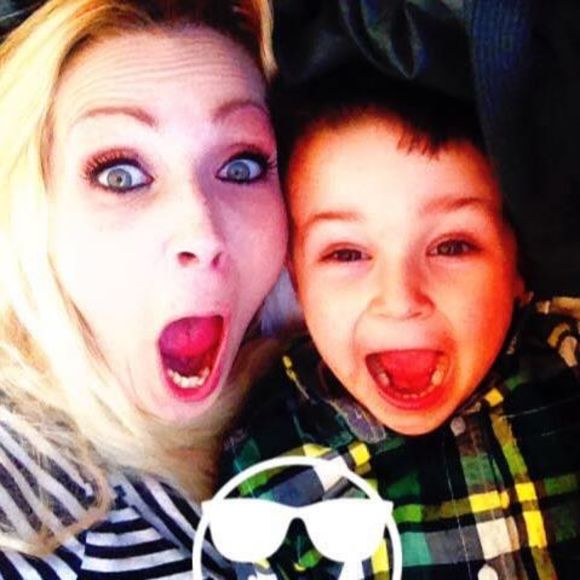 Meet your Posher, Laura - Picture 1 of 1