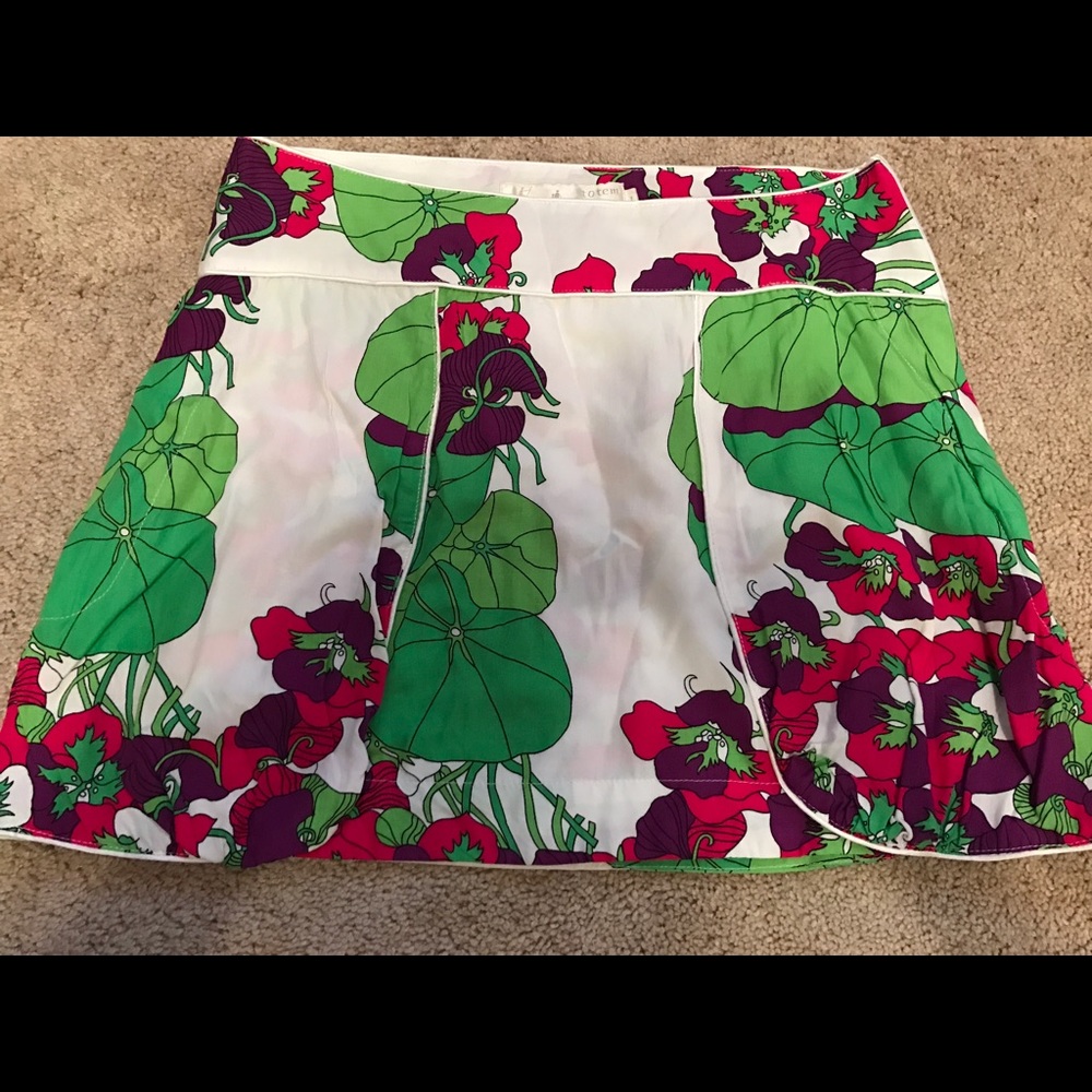 Women's green multi color mini skirt