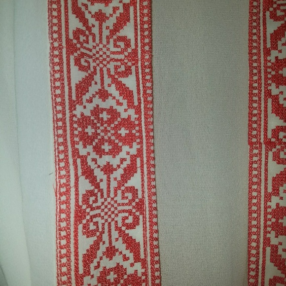 Brand new embroidery cardigan - Picture 3 of 3