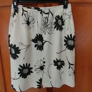 Skirts - Cream and black floral skirt. Skirts - Cream and black floral skirt.