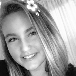 Meet your Posher, Macy