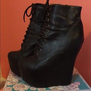 Black Jeffrey Campbell Wedge Boots!