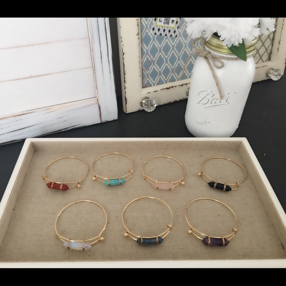 Quartz Stone Bangle - Picture 2 of 2