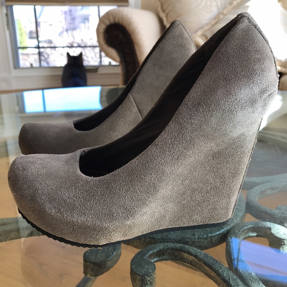 Women's Wedge shoe
