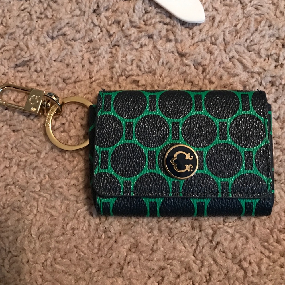 C wonder card holder