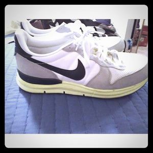 Mens Nike Size 10