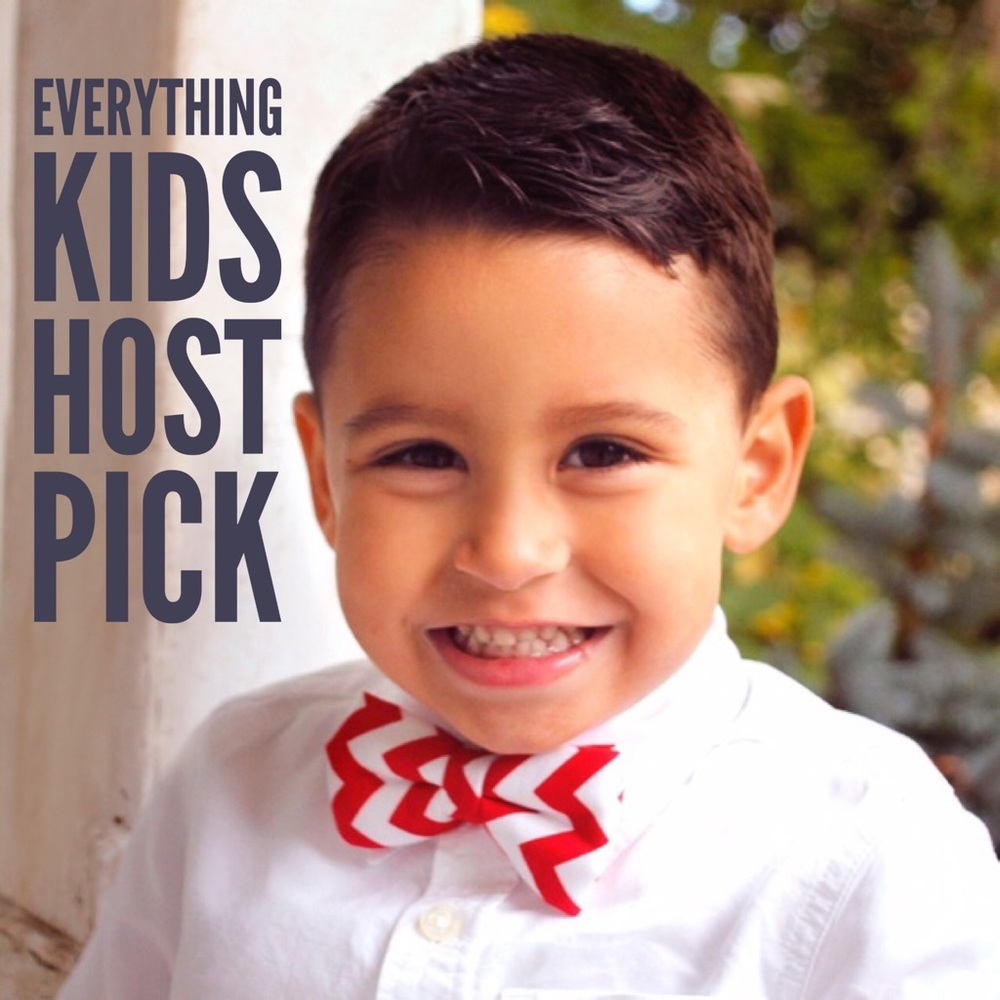 Averylee Kids  Chevron Bow-Tie