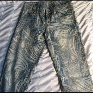 American Eagle Paisley Print Jeggings