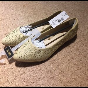 Mix it  size 6 ballet flats