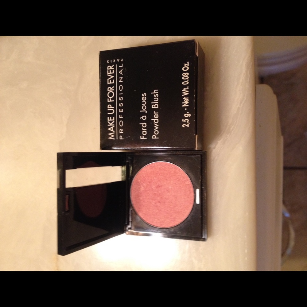 Makeup Forever Blush