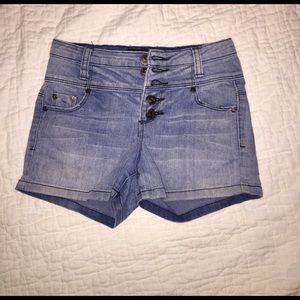 Tilly's kid shorts