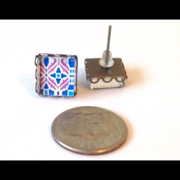 Handmade World Tile Earrings Geometric Floral - Picture 3 of 4