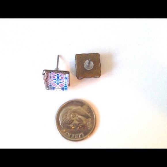 Handmade World Tile Earrings Geometric Floral - Picture 4 of 4