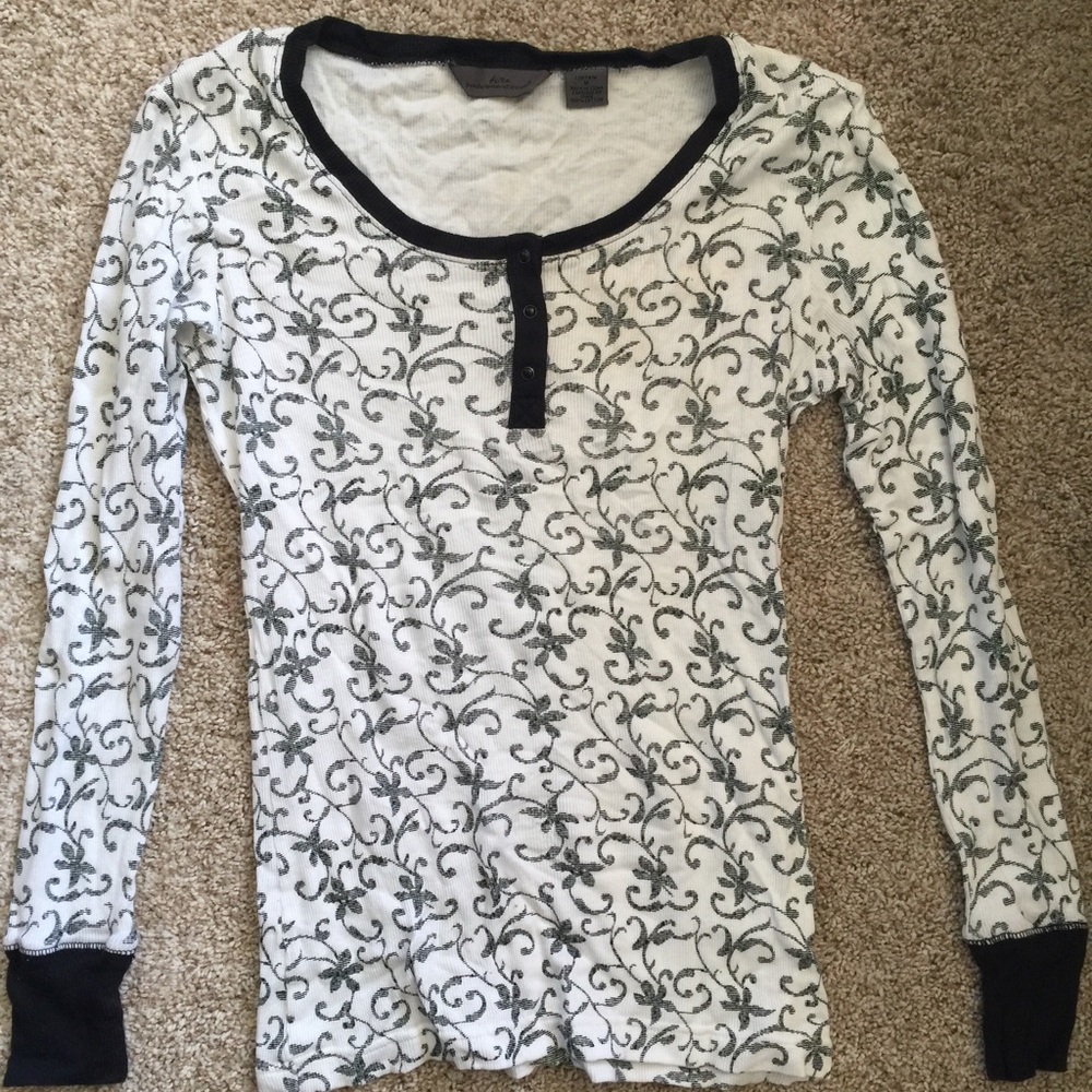Women's shirt
