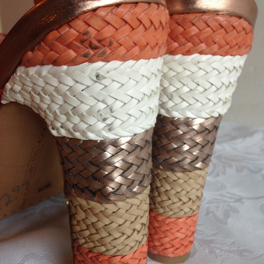 Vince camuto size 8M - Picture 4 of 4