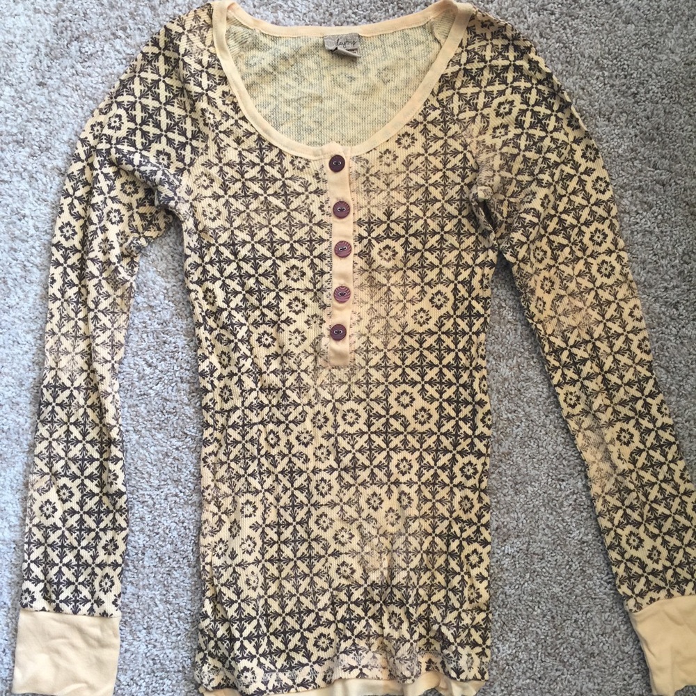 Women's shirt