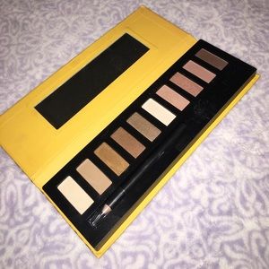 "Bare" makeup palette