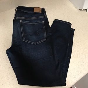 American eagle jetting cropped jeans