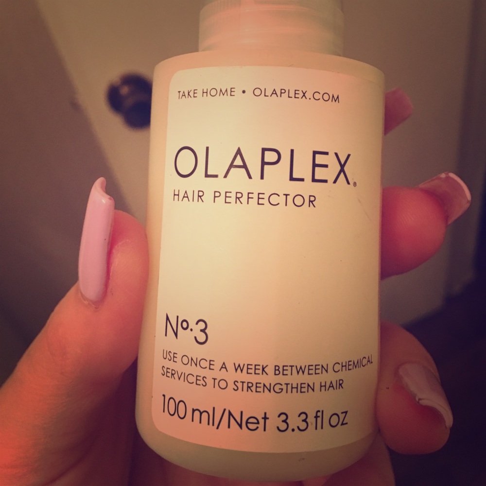 Olaplex No3 💁🏼because BLONDES have more fun