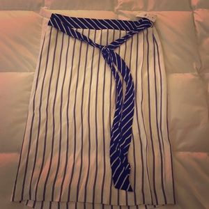 Ann Taylor black and white skirt