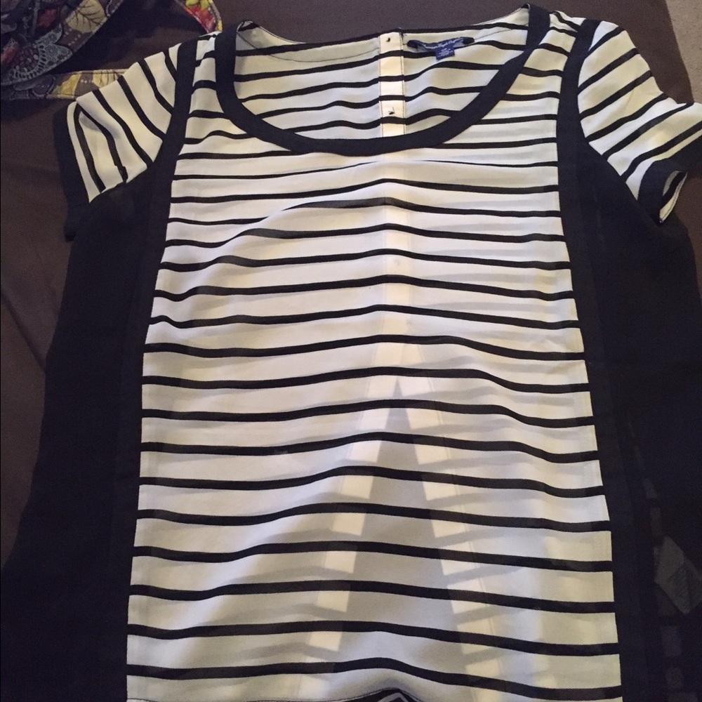American Eagle black and white striped top