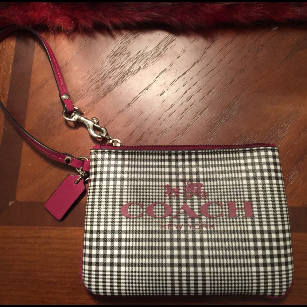 Coach purse and wristlet