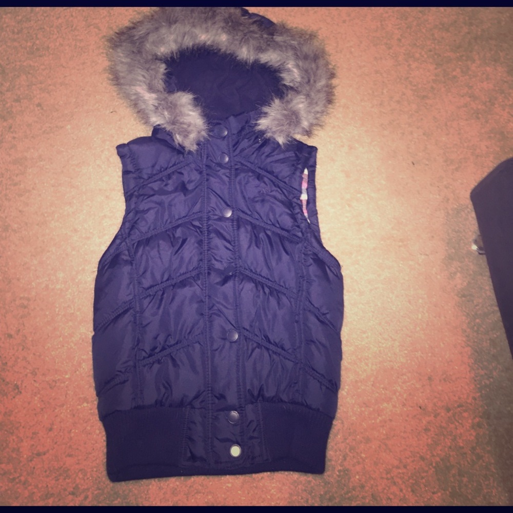 Aeropostale Winter Vest Zip & Buttons. Zip Hood. S