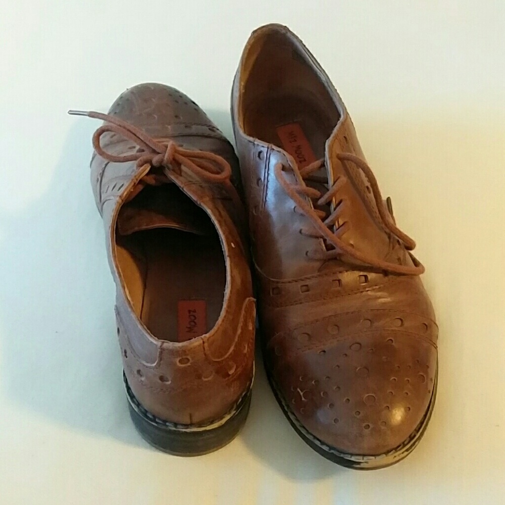 Mis Mooz oxfords