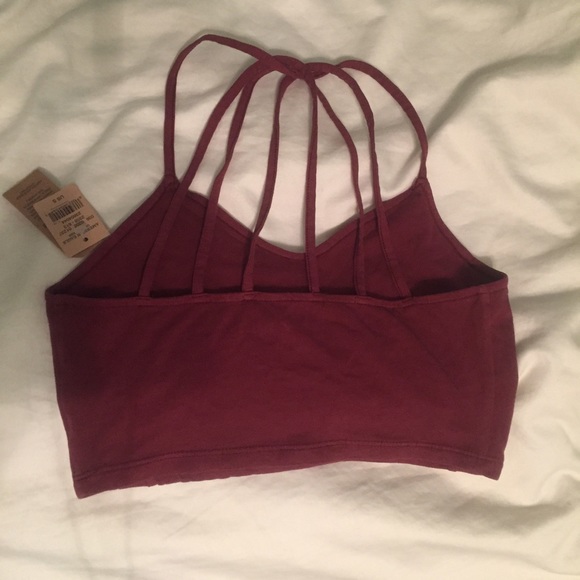American Eagle crop top - Picture 2 of 3