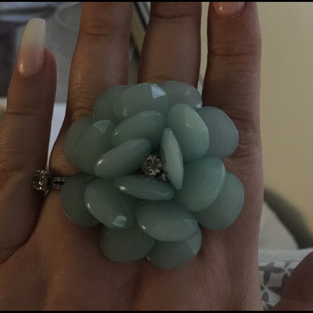 Flower cocktail ring