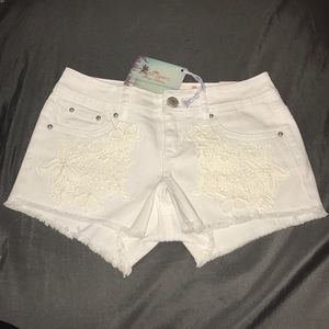 Almost Famous Shorts