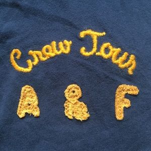 casual Navy crew tour embroidered tshirt