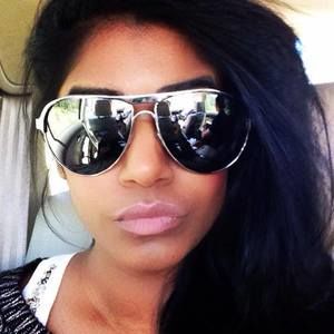 Meet your Posher, Ali