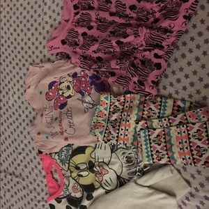 ❤❤BUNDLE❤❤ 2T Disney Minnie Mouse clothes!