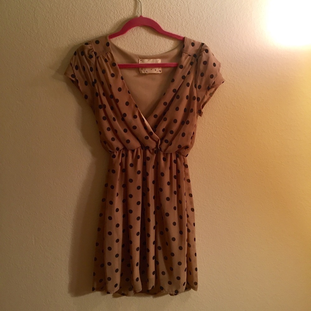 Polka dot short sleeve dress