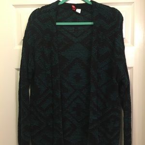 Long sleeved cardigan