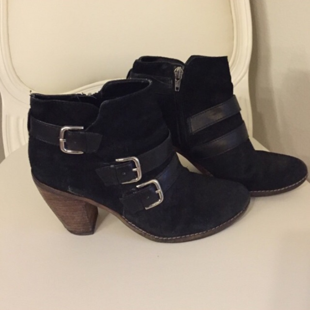 Dolce Vita black booties