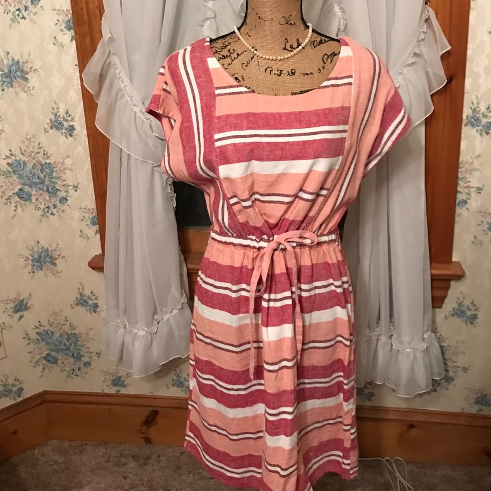 Old Navy Dress.  Size M. New with Tags.