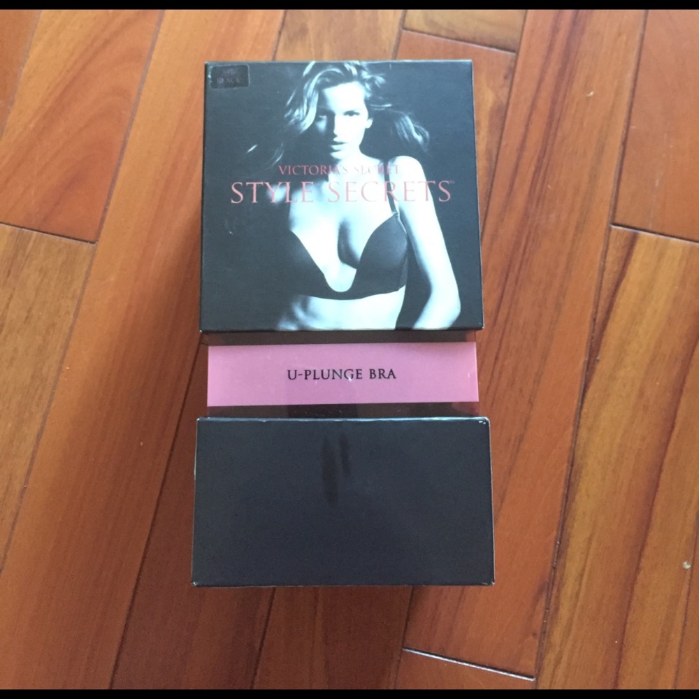 Victoria's Secret u-plunge bra