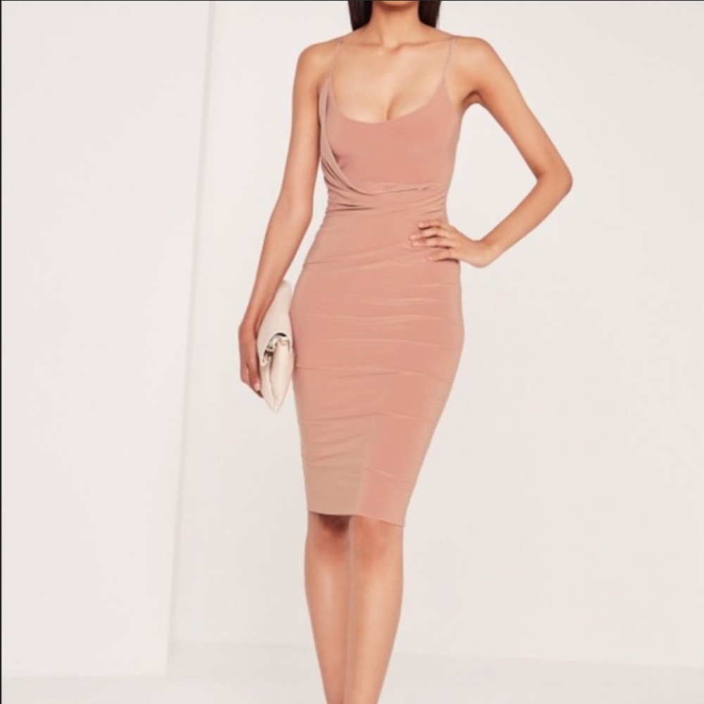 ❗️Missguided strappy slinky rose dress