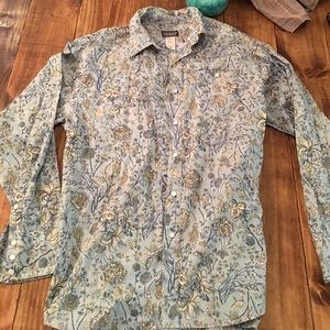Patagonia men's organic cotton button up shirt