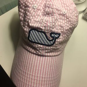vineyard vines hat