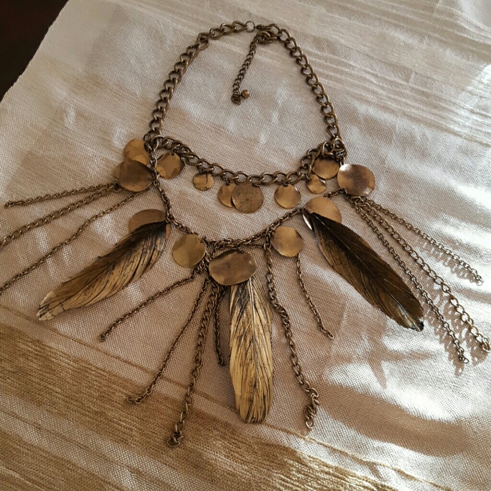 Two tier feather necklace