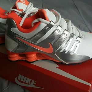 Women's Nike Shox