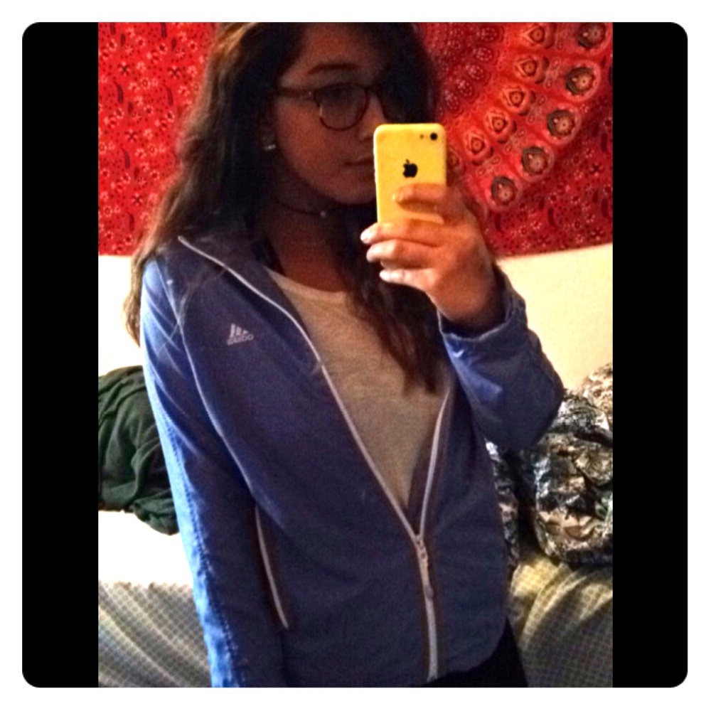Adidas wind breaker! Never worn. MAKE ME AN OFFER